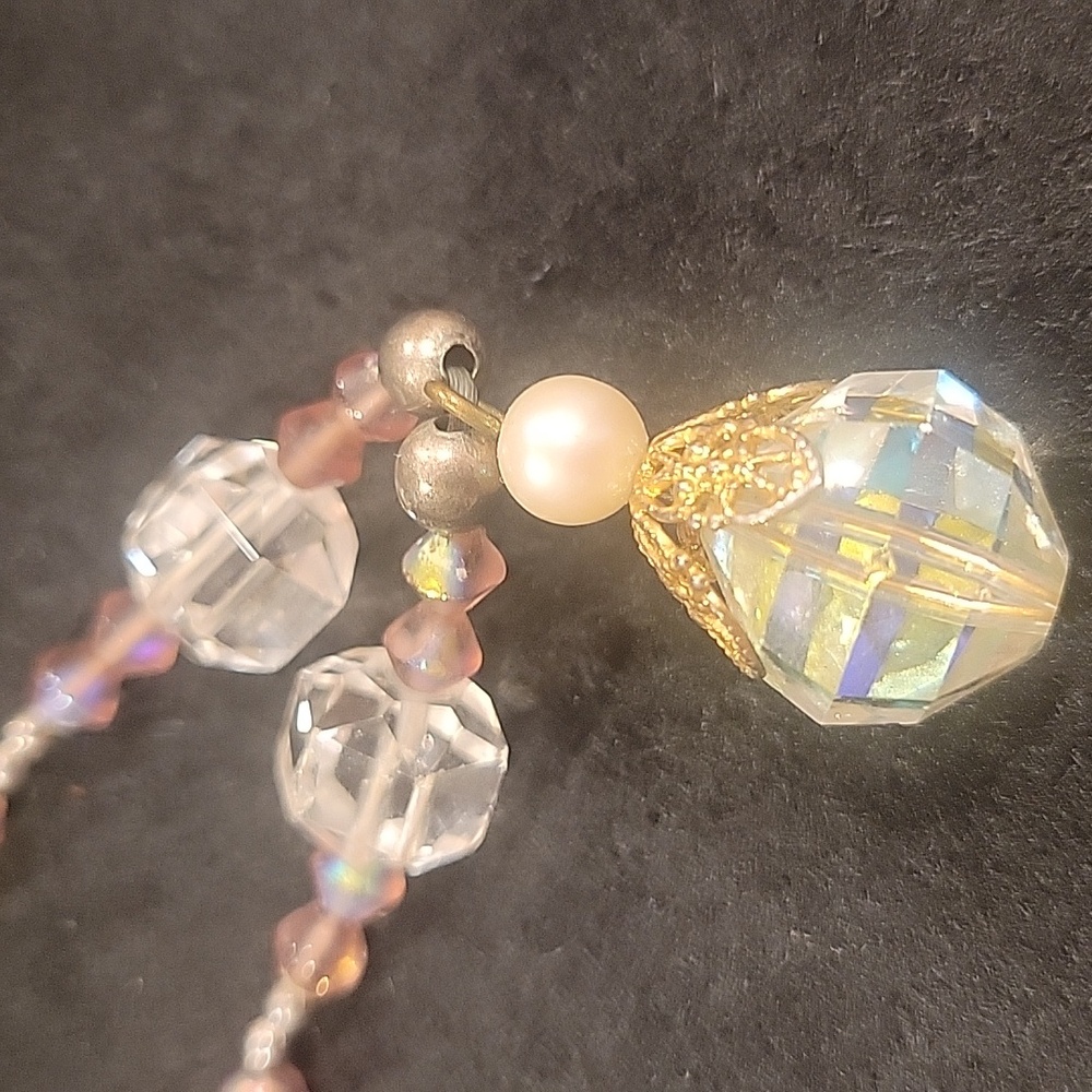 Elegant Crystal Beaded Necklace - Picture 2 of 6